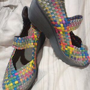 wedge shoes